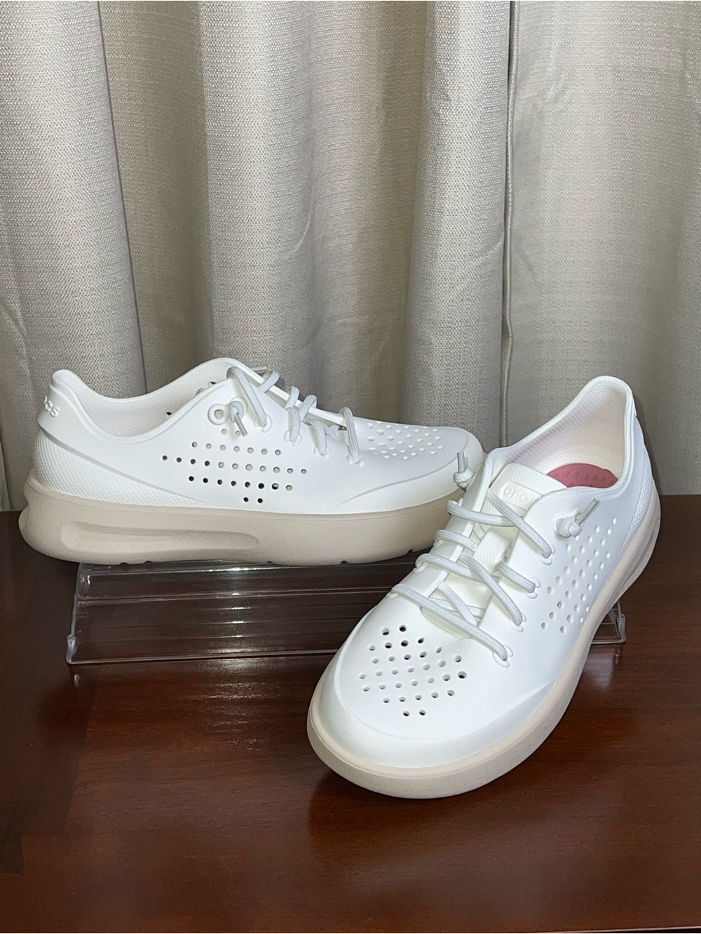 CROCS InMotion LiteRide Pacer Casual Shoes
NWOB